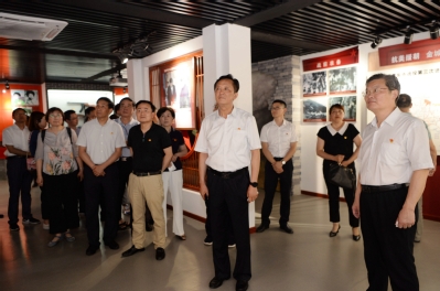 参观李家发烈士纪念馆 参观李家发烈士纪念馆